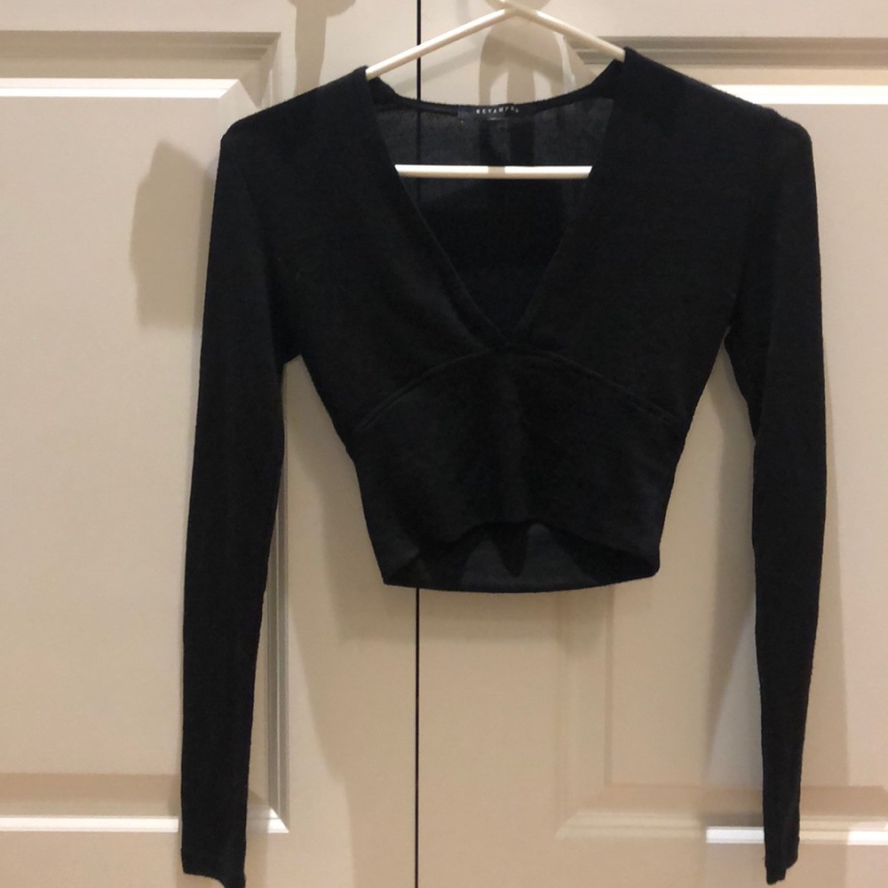 Long sleeve crop top